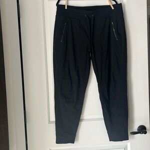 Athleta Trekkie North Jogger size 16